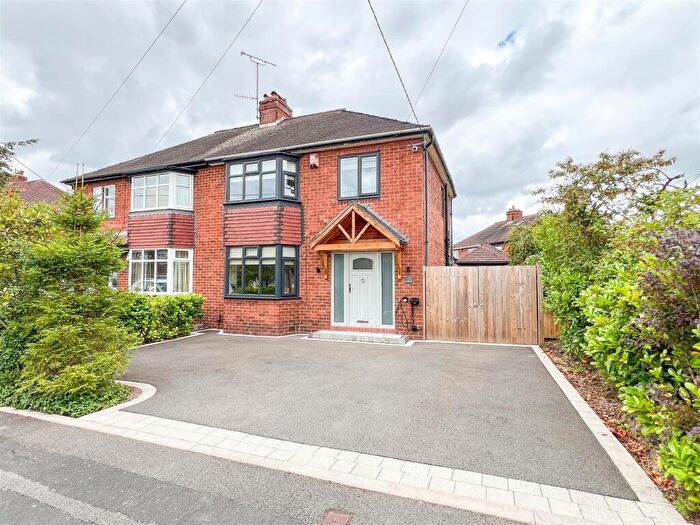 3 Bedroom House For Sale In Malcolm Close, Stoke-On-Trent, ST2