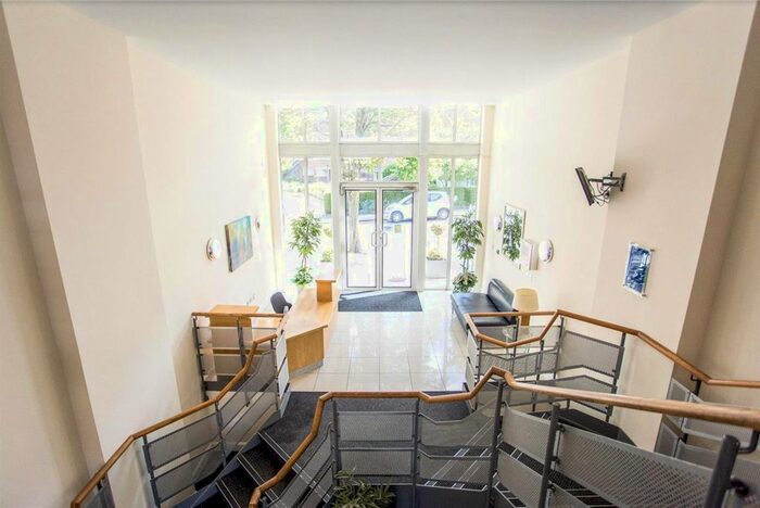 3 Bedroom Flat To Rent In Heathcroft, London, W5