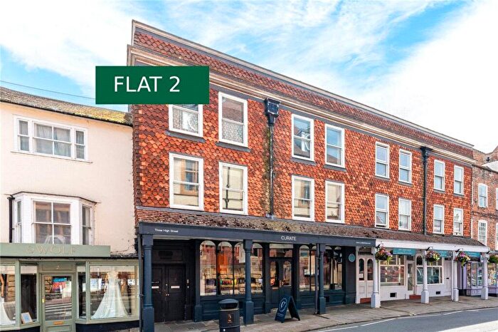 2 Bedroom Apartment For Sale In High Street, Marlborough, Wiltshire, SN8