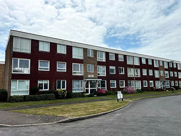 2 Bedroom Apartment To Rent In Millfield Close, Rustington, BN16