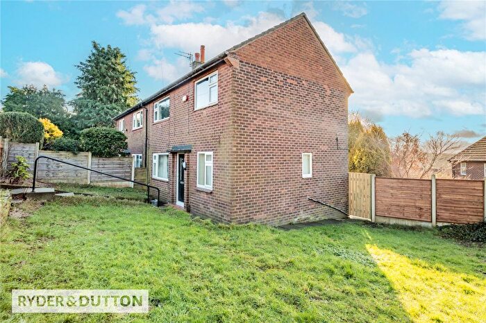 3 Bedroom Semi-Detached House For Sale In Winterford Road, Mossley, OL5