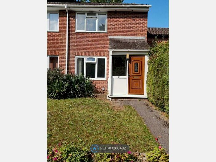 2 Bedroom Terraced House To Rent In Harewood Close, Eastleigh, SO50