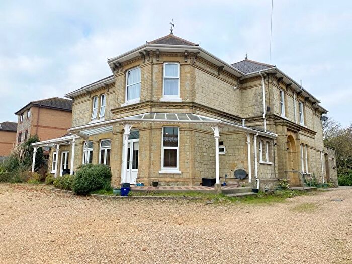 2 Bedroom Flat To Rent In Victoria Avenue, Shanklin, PO37