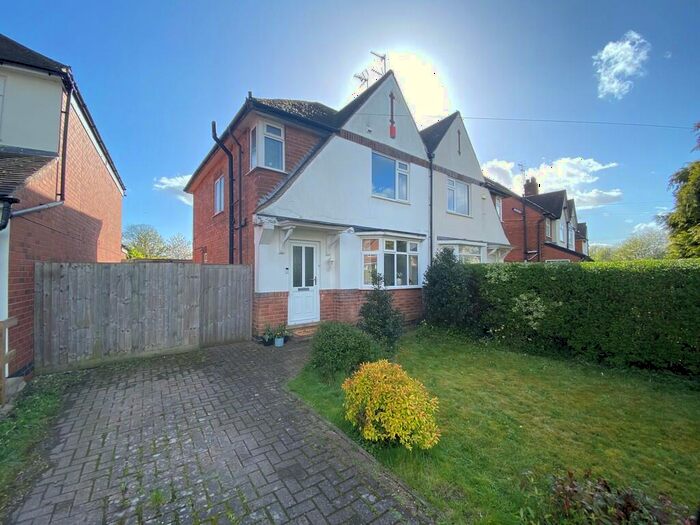 3 Bedroom Semi-Detached House For Sale In Albert Road, Bunny, NG11