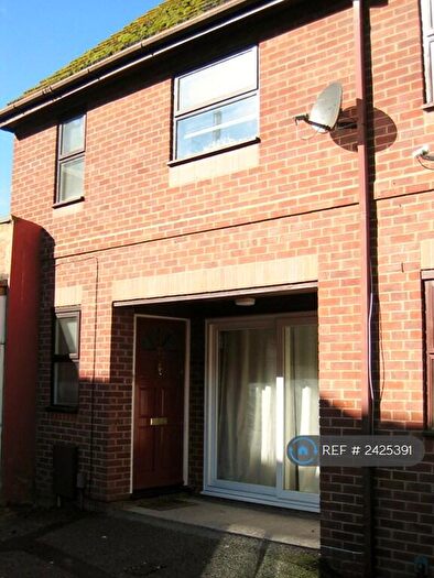 3 Bedroom End Of Terrace House To Rent In Hereford Place, Cheltenham, GL50