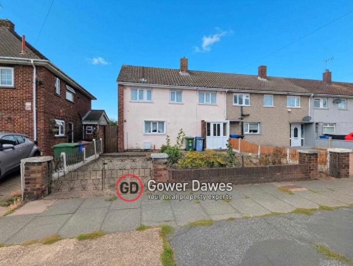 3 Bedroom End Terrace House For Sale In Crawford Avenue, Grays, RM16