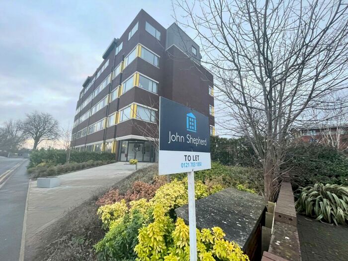 2 Bedroom Flat To Rent In Union Road, Solihull, West Midlands, B91