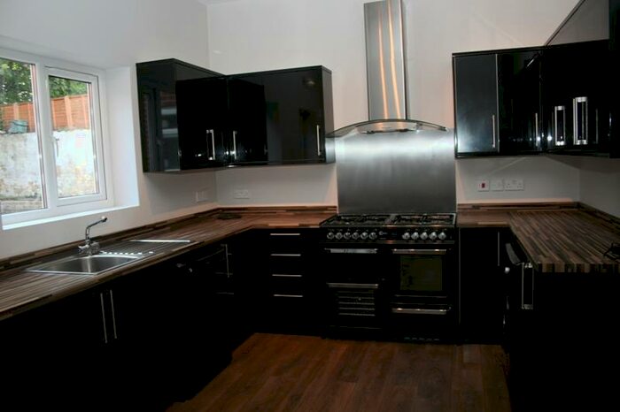 6 Bedroom House To Rent In Portswood Road, Portswood, Southampton, SO17