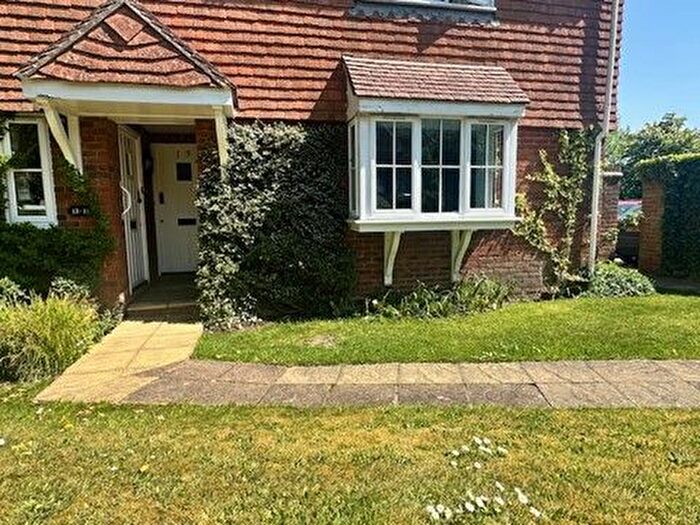 2 Bedroom Flat To Rent In Little Park, Wadhurst, TN5