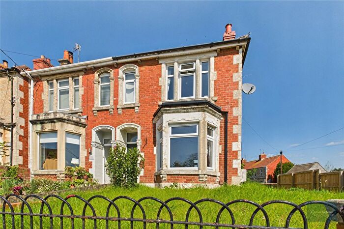 3 Bedroom Semi-Detached House To Rent In Frome Road, Trowbridge, BA14