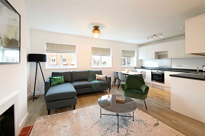 2 Bedroom Flat To Rent In Highway Court, Beaconsfield, HP9