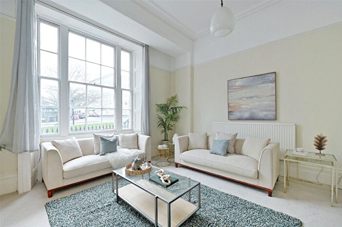 1 Bedroom Flat For Sale In Buckingham Place, Clifton, Bristol, BS8