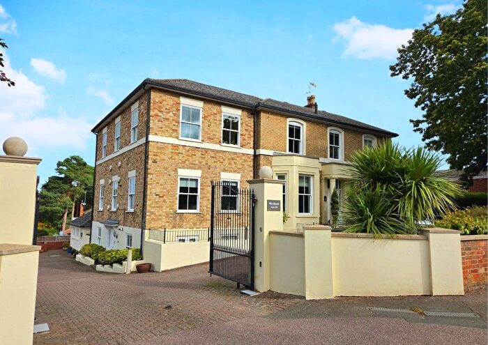 1 Bedroom Maisonette For Sale In Aspley Hill, Woburn Sands, MK17