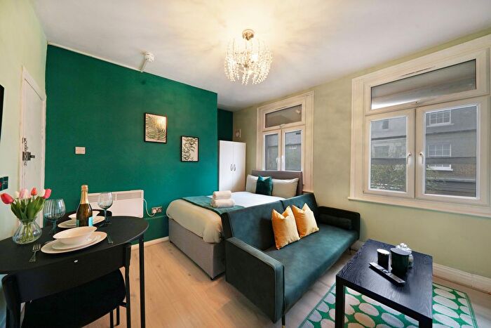 1 Bedroom Flat To Rent In Chapel Market, London, N1