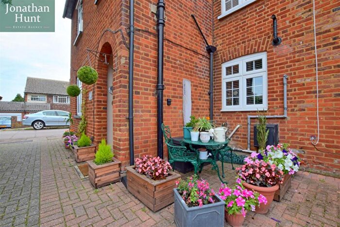 3 Bedroom Semi Detached House For Sale In Station Road, Puckeridge, SG11