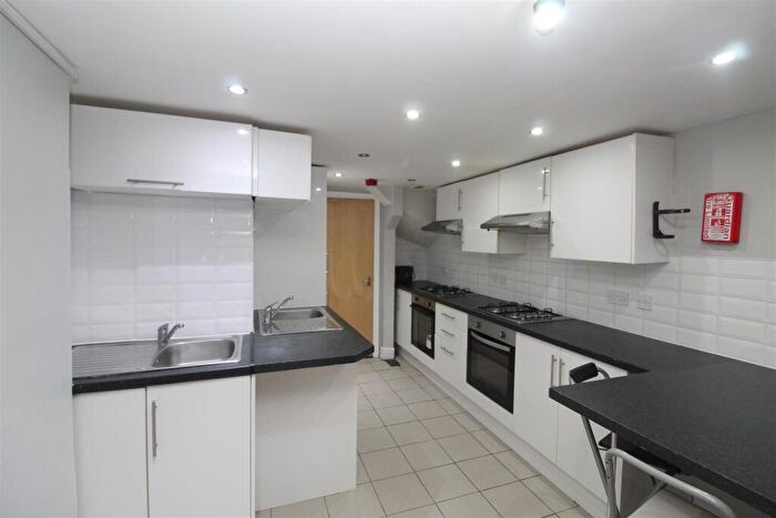 8 Bedroom House To Rent In Merthyr Street, Cathays, Cardiff, CF24