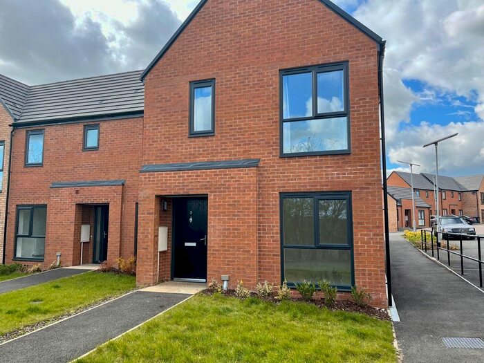 2 Bedroom Property To Rent In Kilworth Road, Daventry, NN11