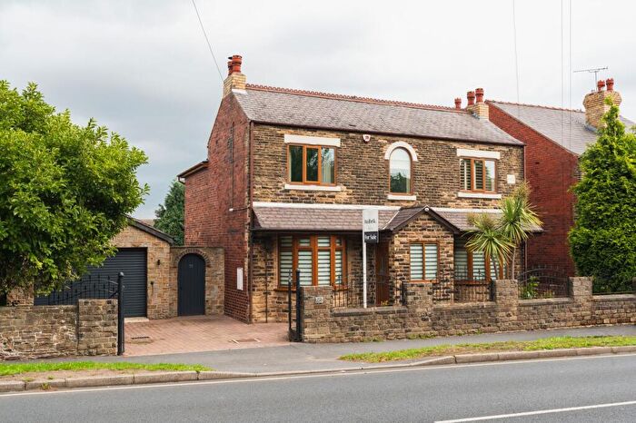3 Bedroom Detached House For Sale In Beighton Road, Woodhouse, S13