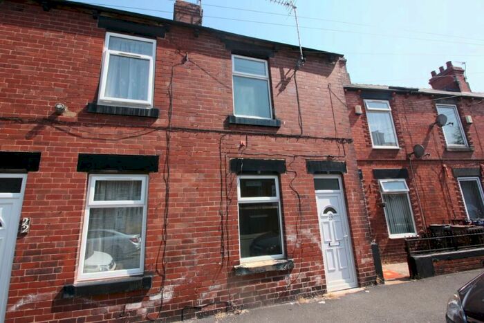 2 Bedroom House To Rent In Frederick Street, Wombwell, S73