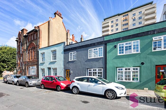 1 Bedroom Flat To Rent In St Georges Terrace, Brighton, East Sussex, BN2