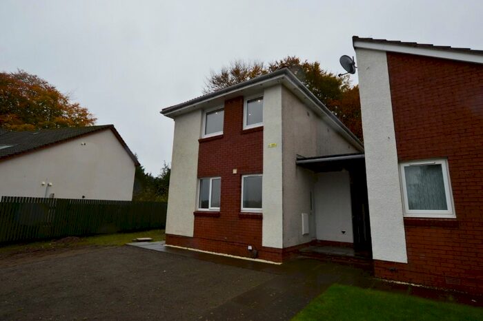 2 Bedroom Maisonette To Rent In Melville Place, Kirkcaldy, KY2