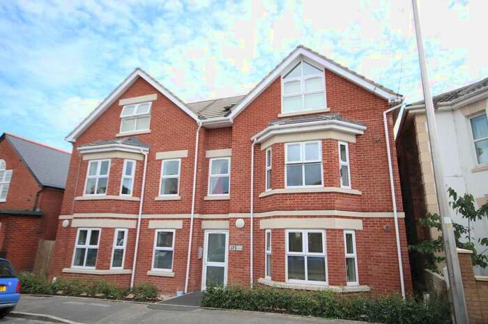 1 Bedroom Apartment To Rent In BH5 Harcourt Road, Southbourne