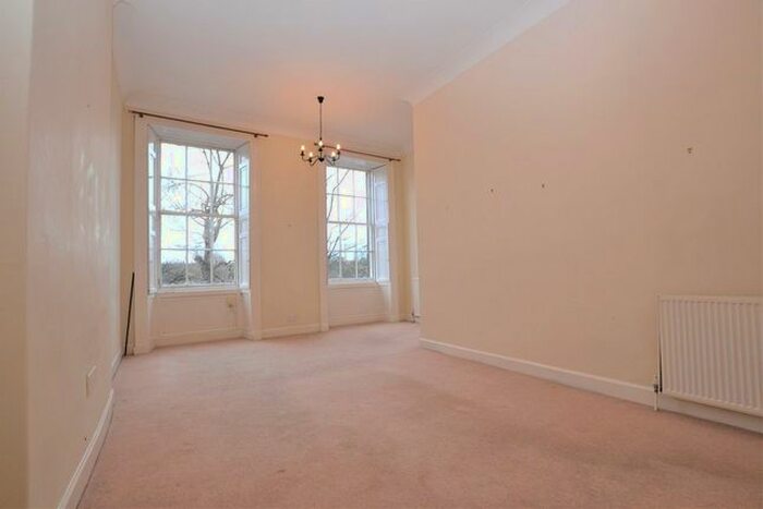 2 Bedroom Flat To Rent In Links Gardens, Edinburgh, EH6