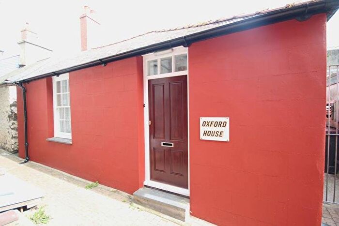 2 Bedroom Property To Rent In Pier Street, Aberystwyth, SY23