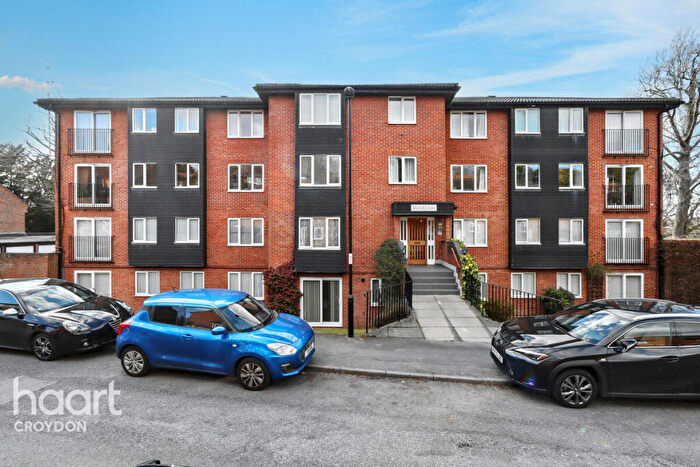 1 Bedroom Flat For Sale In Reedham Drive, Purley, CR8