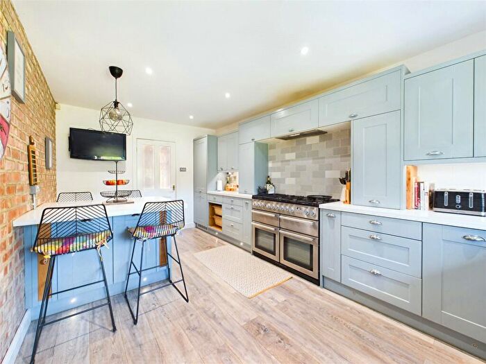 5 Bedroom Detached House For Sale In Laurold Avenue, Hatfield Woodhouse, Doncaster, South Yorkshire, DN7
