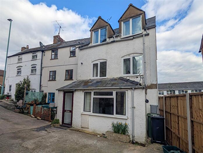 2 Bedroom End Of Terrace House To Rent In Westward Road, Ebley, Stroud, GL5