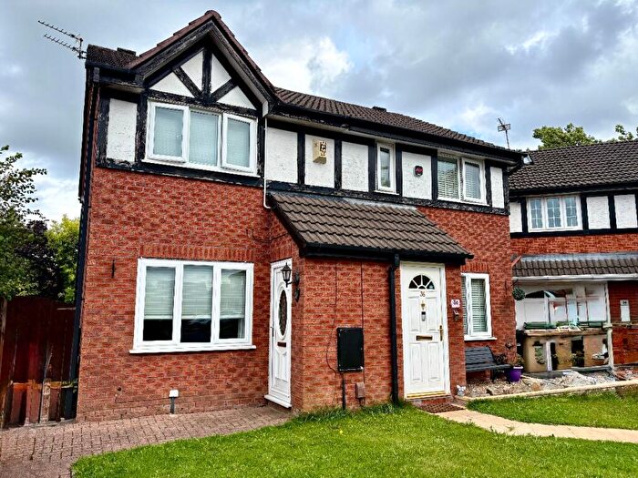 2 Bedroom Semi-Detached House For Sale In Spindle Croft, Farnworth, Bolton, BL4