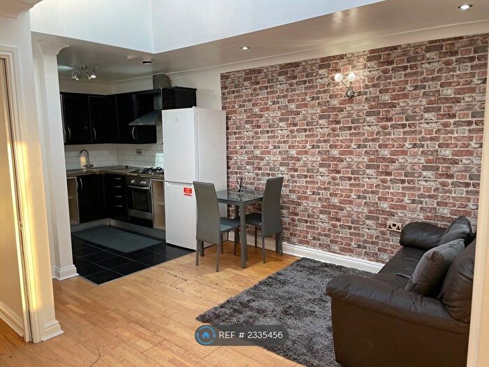 2 Bedroom Flat To Rent In Cardiff Road, Luton, LU1
