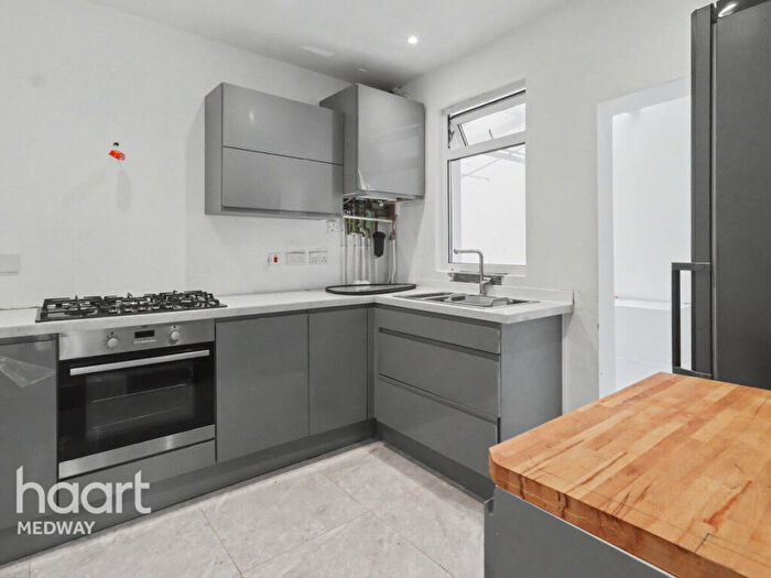 2 Bedroom Terraced House To Rent In Regent Road, Gillingham, ME7