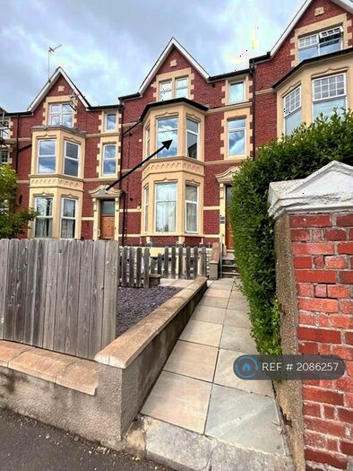 2 Bedroom Flat To Rent In Kingsland Crescent, Barry, CF63
