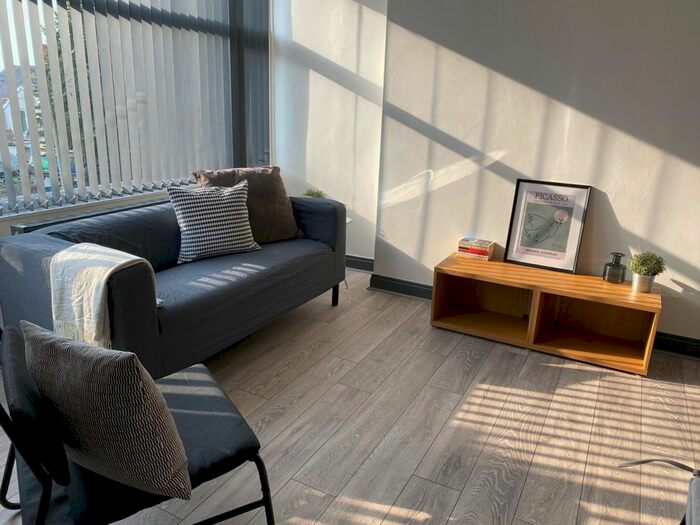 3 Bedroom Flat To Rent In Bryn-Y-Mor Crescent, Uplands, Swansea, SA1