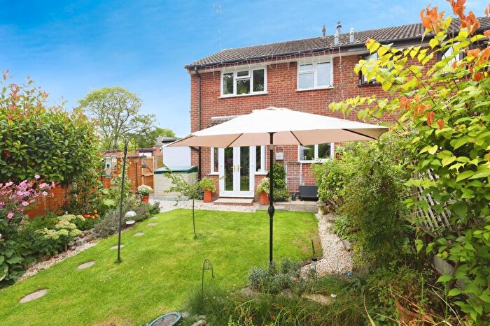 1 Bedroom Cluster House For Sale In River Way, Durrington, Salisbury, SP4