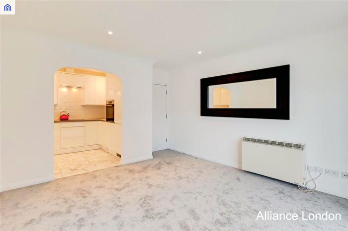 2 Bedroom Apartment To Rent In Victory Road, London, E11