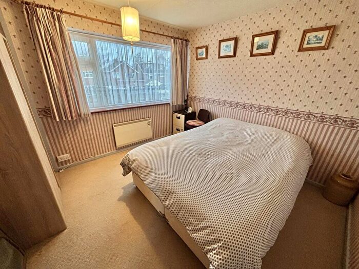 3 Bedroom Semi-Detached House For Sale In Wareham Road, Blaby, Leicester, Leicestershire., LE8