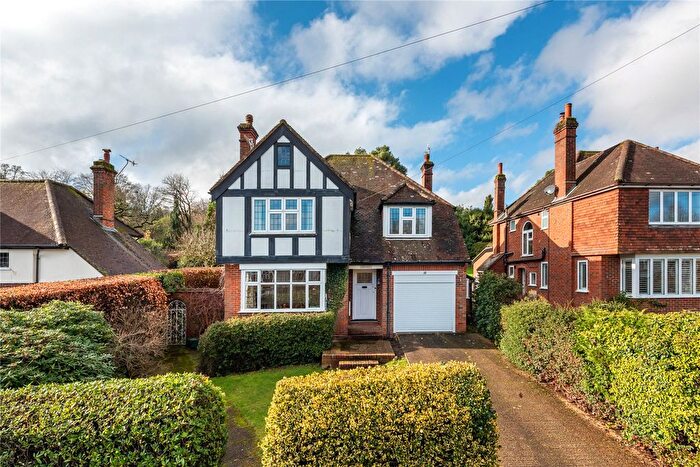 4 Bedroom Detached House For Sale In Milton Avenue, Westcott, Dorking, Surrey, RH4