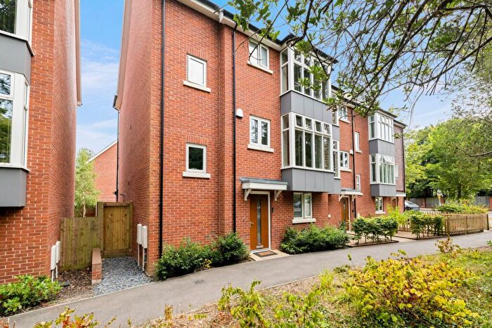 4 Bedroom Semi-Detached House For Sale In Shorncliffe Road, Folkestone, CT20