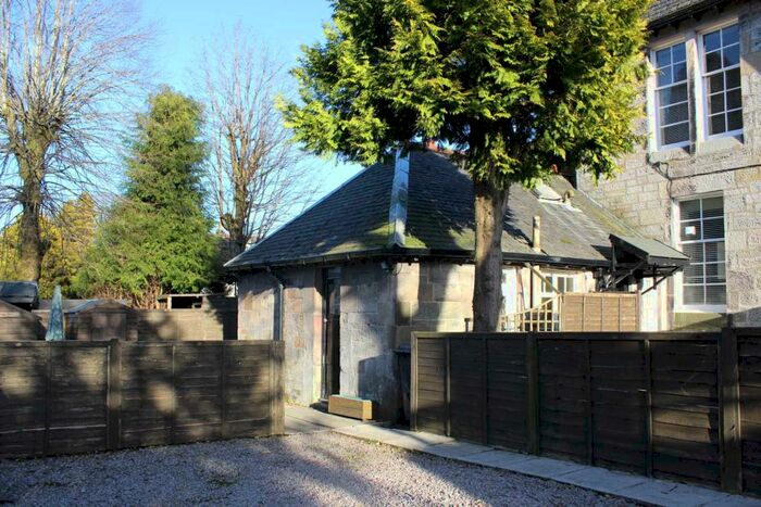 2 Bedroom Flat To Rent In Faith Avenue, Quarriers Village, PA11