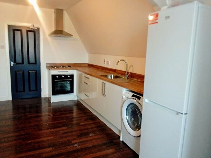 1 Bedroom Flat To Rent In Dickenson Road, Manchester, M13