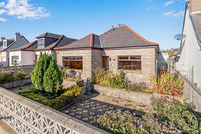 3 Bedroom Detached House For Sale In Craigentinny Avenue, Craigentinny, Edinburgh, EH7
