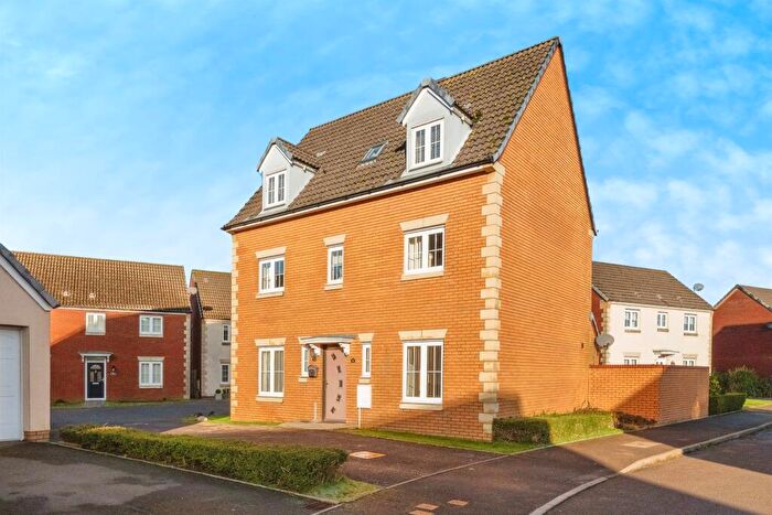5 Bedroom Detached House For Sale In Tir Yr Yspyty, Bynea, Llanelli, SA14