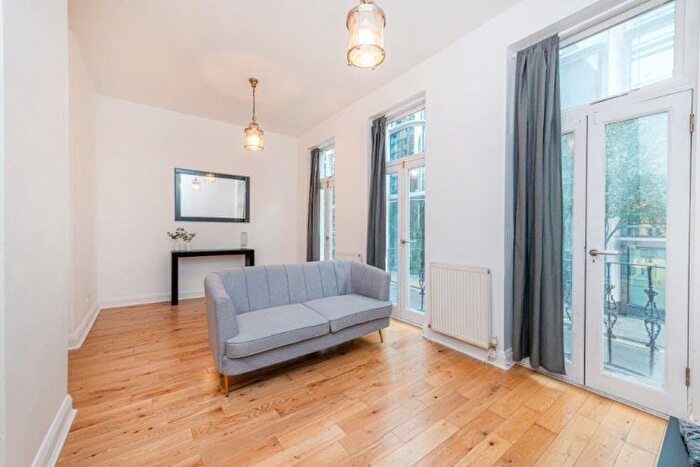 1 Bedroom Flat To Rent In Seymour Street, London, W1H