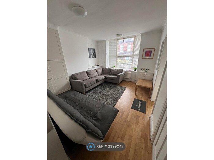 1 Bedroom Flat To Rent In Edleston Road, Crewe, CW2