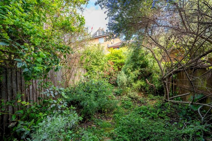 2 Bedroom Terraced House For Sale In Canterbury Place, Elephant And Castle, London, SE17