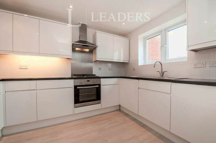 3 Bedroom Terraced House To Rent In Butts Road, Faringdon, SN7