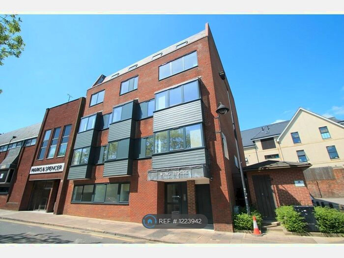 1 Bedroom Flat To Rent In Wing House, Aylesbury HP20